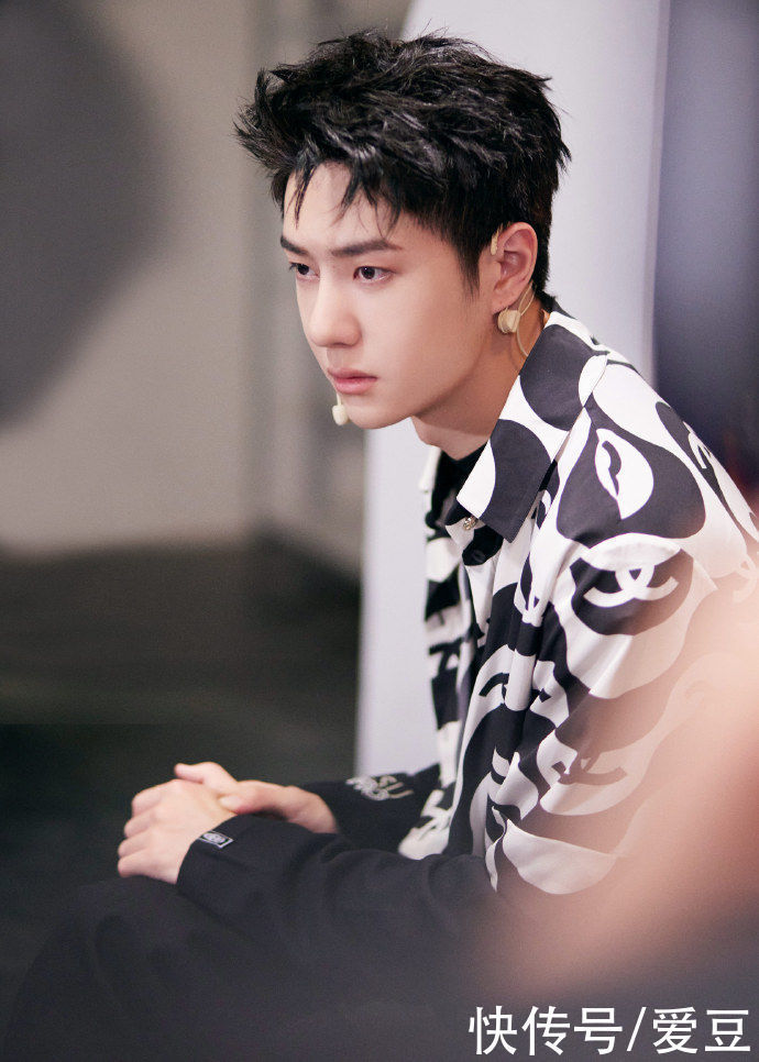 210829《這！就是街舞4》第三期正片上線 和王一博隊(duì)長欣賞大神們的誠意之作