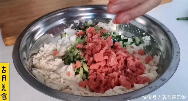 好吃|豆腐和黄瓜一起做早餐,好吃不长肉,营养美味