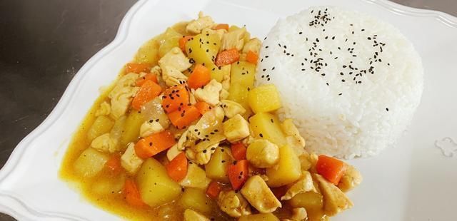 翅根|鸡肉蛋白质丰富,这4种家常做法不能放过,连吃一周都不腻