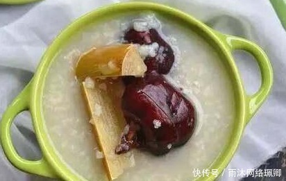 有一種水果, 比紅棗還補(bǔ)血, 而且便宜!