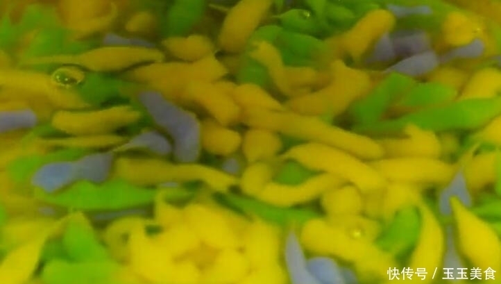 天热,我家常吃此美食,清凉爽口还补钙,做法简单,比骨头汤营养