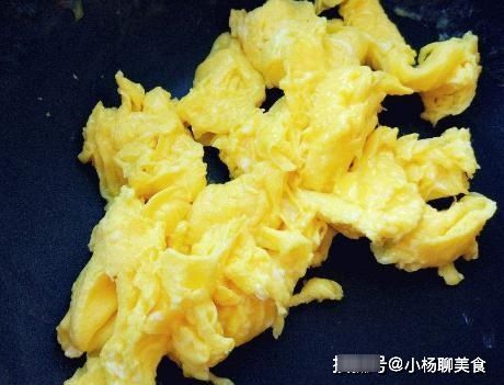 早餐我就爱菜团子,蒸一蒸10分钟出锅,热量低还耐饿,香软好吃