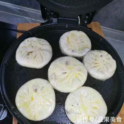  牛肉|最常吃的家常菜，还属牛肉馅饼最诱人