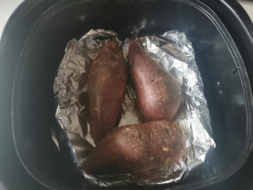  接地|天冷了，这甜品最接地气，抓在手里，边剥皮边吃，暖手又暖胃