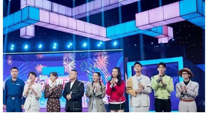 2大卫视打擂台,《快本》变成《你好》后,它还能否独领风骚?