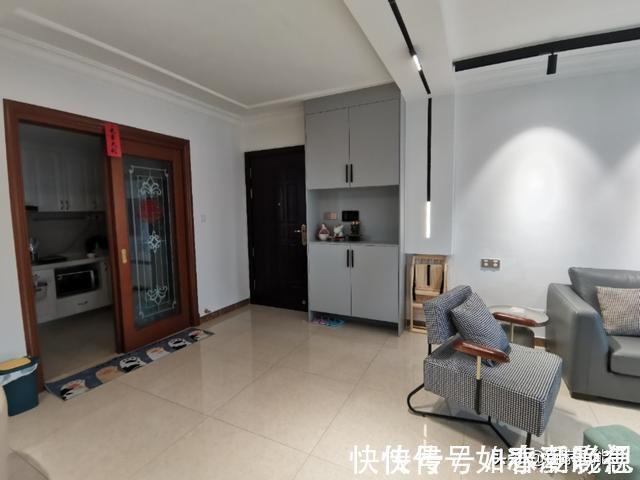 大理石|第一次在新房过年,很开心!安装轨道射灯,设计了电视墙,很亮眼