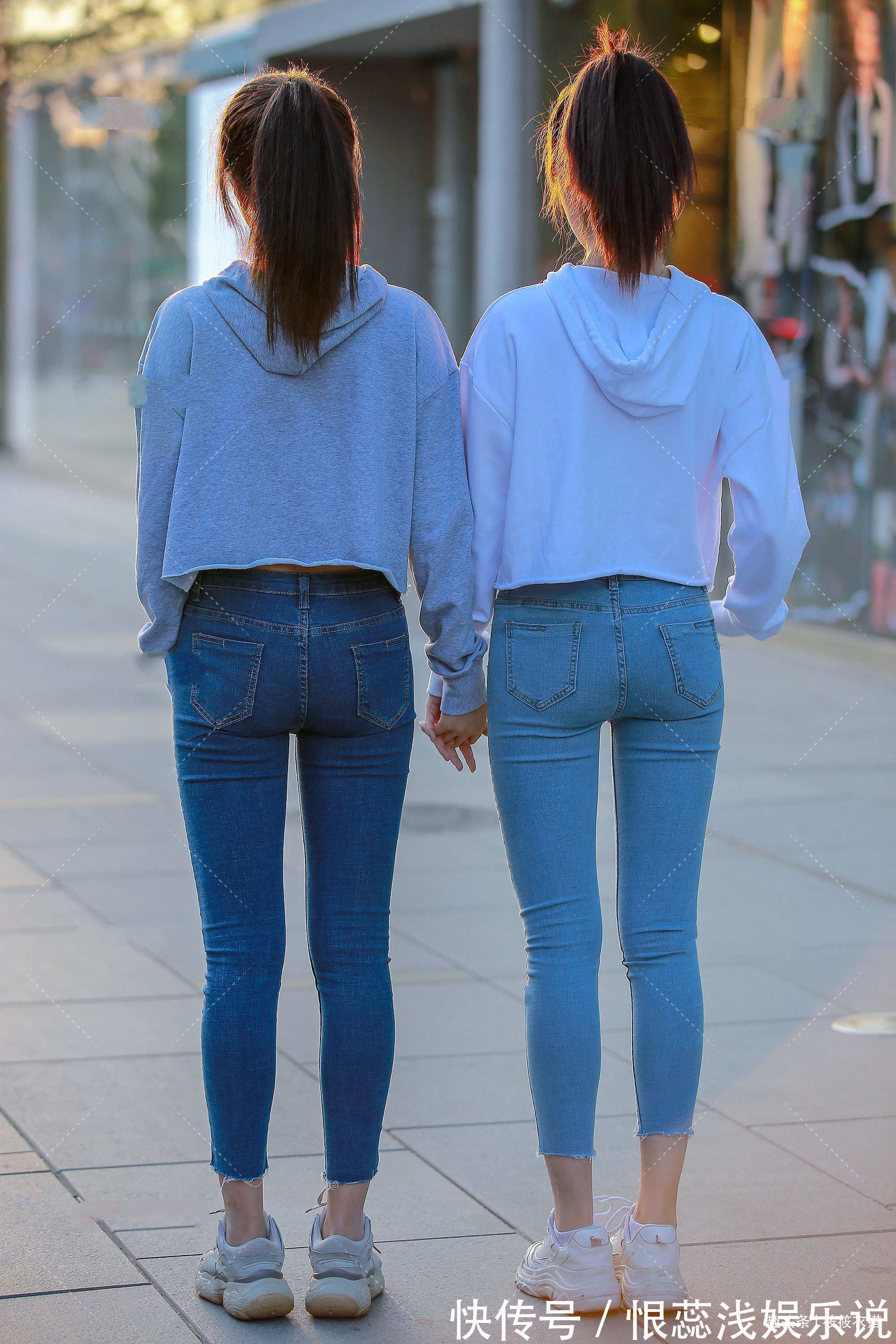 休闲帽衫 休闲帽衫搭配牛仔裤,清新时尚,标志型高马尾,更显青春感