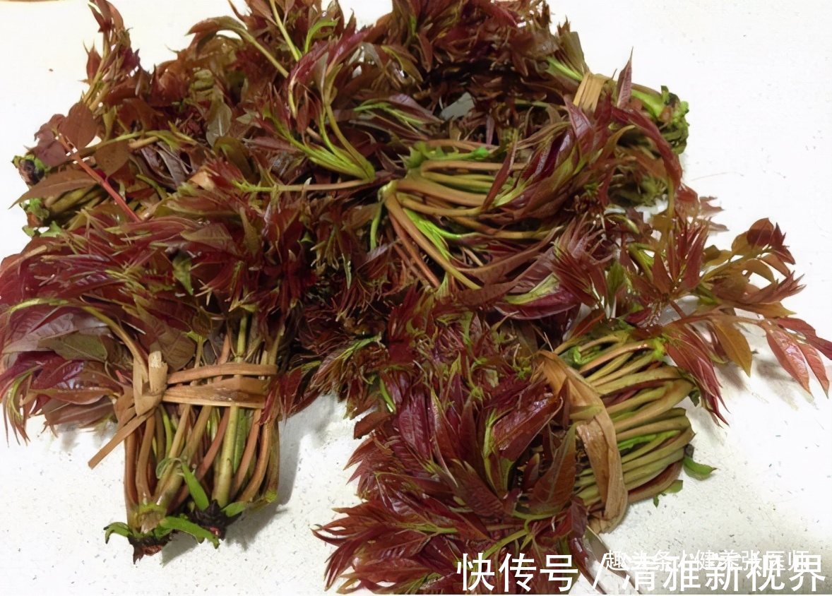 抗衰老|女性养生常吃3种食物，排毒润肤，抗衰老，增强体质