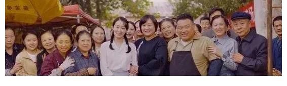 |《你好，李焕英》以喜剧为招牌，搞笑背后却泪流满面