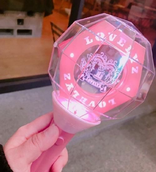 有應(yīng)援棒的女團(tuán),智齒棒、天使棒、蘿卜燈、粉錘,你最喜歡哪家?