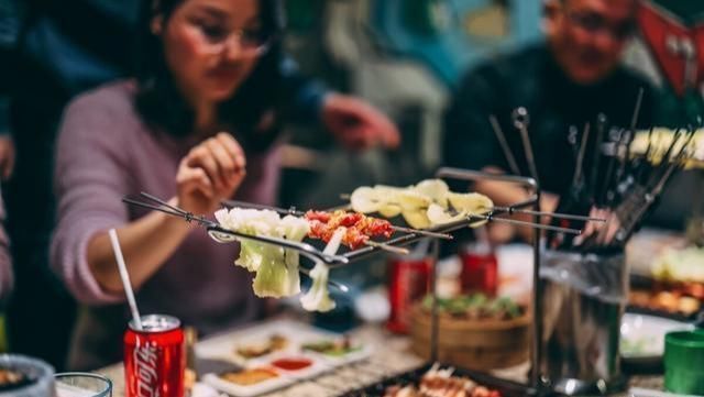 我是大医生|人过50岁,若能做到3个动作,说明身体比一般人健康,易长寿