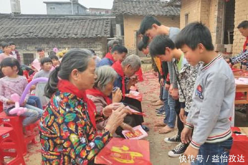 外甥女|有种“尴尬”叫辈分小，网友去幼儿园接舅舅放学，却被当孩他妈