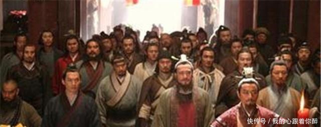 《水浒传》的晁盖是如何成为了梁山的领导人的,王伦下场又如何!