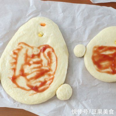 玉米豆|你和幸福就差这一份电饼铛版本，可爱萌萌的小鸡披萨