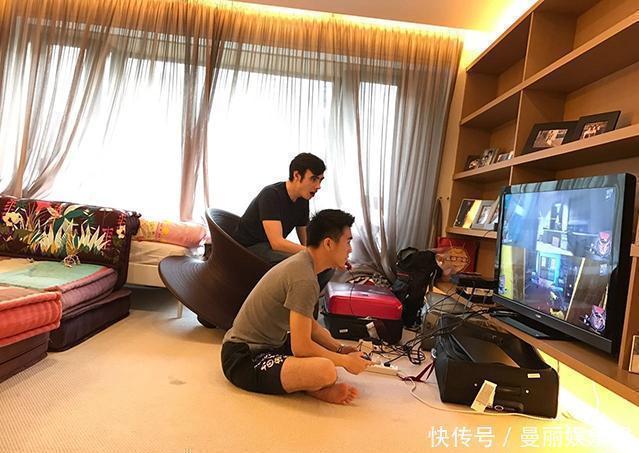 流理台|带你看看何猷君住的豪宅,茶几上堆满垃圾,家里连一个佣人都没有