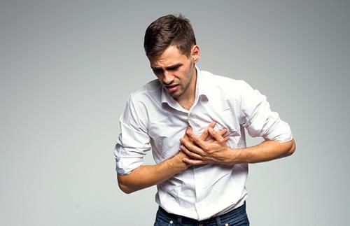 饮食习惯|医生直言:3种“家常菜”,可比肥肉还伤血管,高血脂人群要绕道