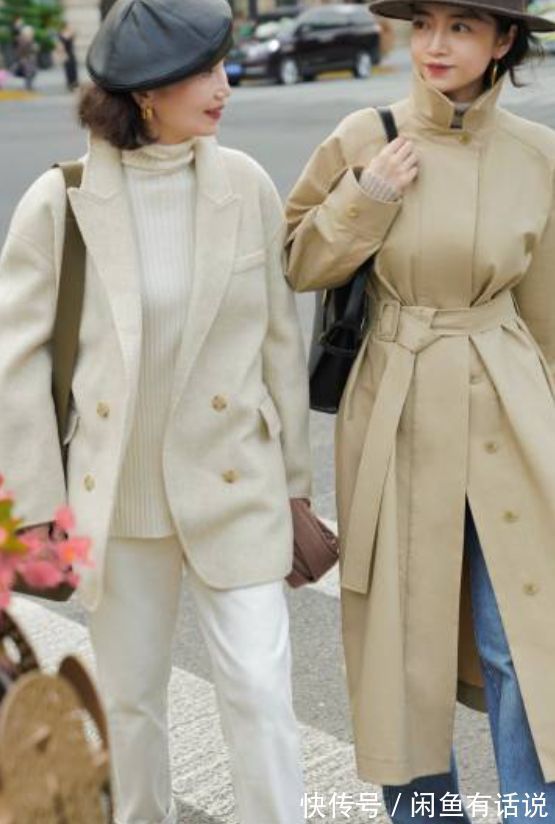 纯净|三木和妈妈人手一条的小白裤,出镜率也太高了,这样穿显瘦还高级