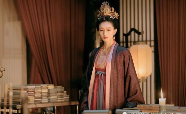 宋英宗|北宋曹皇后从未干涉朝政，成为太后，为何想废掉新皇帝？