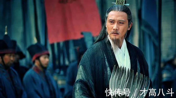 李白!他的作品被誉为“诗中圣哲”,为诸葛亮写的一首诗,其后14字成了千古名句。