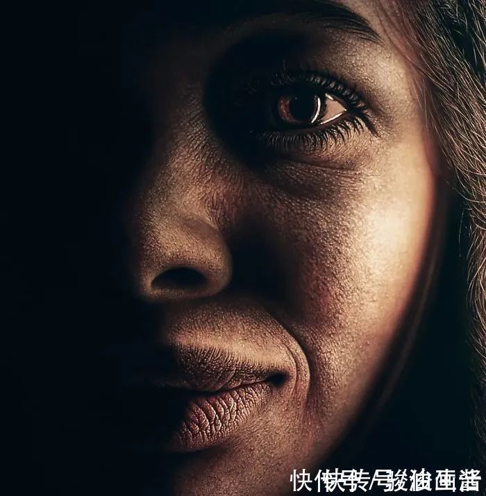 狂人@自称“狂人”的画家,画出极度写实的作品,照相机都被比下去了