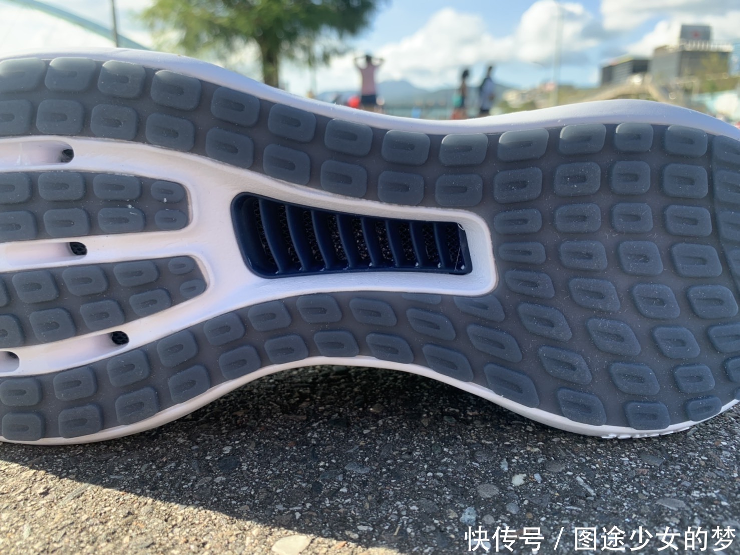 adidas新款跑鞋CLIMACOOL全方面解析，真实测评！