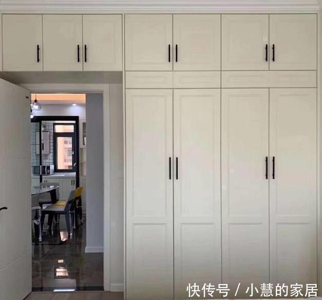 飘窗|晒晒准备入住的新房,进门就被玄关迷住,一屋子灰色瓷砖太满意了