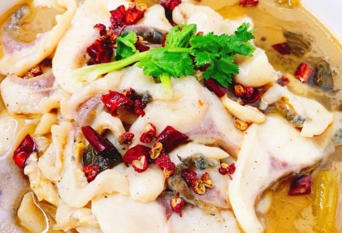 一妙|做酸菜鱼时,直接煮鱼片就废了!厨师长教您一妙招,鱼片不碎不散