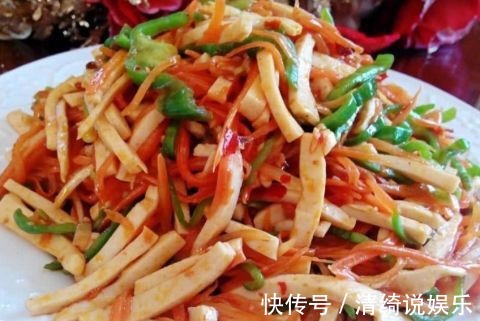 简简单单的几道家常菜，味道非常的鲜美，让家人好吃到爆