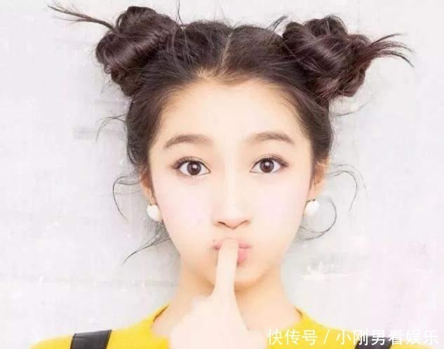 女人|女人别再披头散发了,太显老!今年流行这5种发型,减龄显脸小