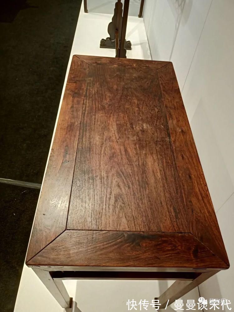 明清|黄花梨料够老、够致密,清四面平桌沉稳内敛