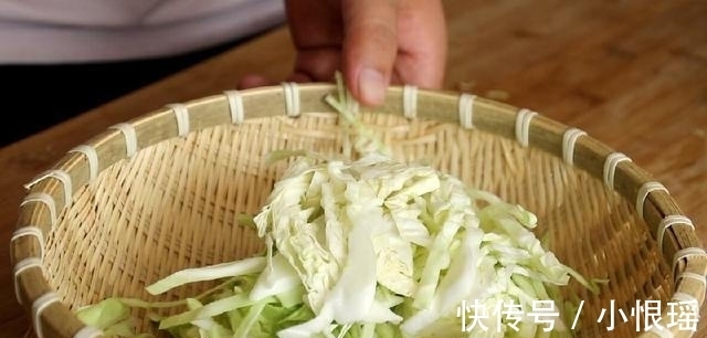 劲道|粉条最好吃的做法，我家隔三差五做一次，劲道爽滑，上桌就扫光