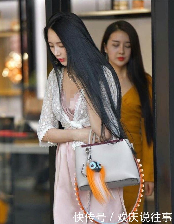 喜欢|两位微胖女神,更喜欢哪一个呢?