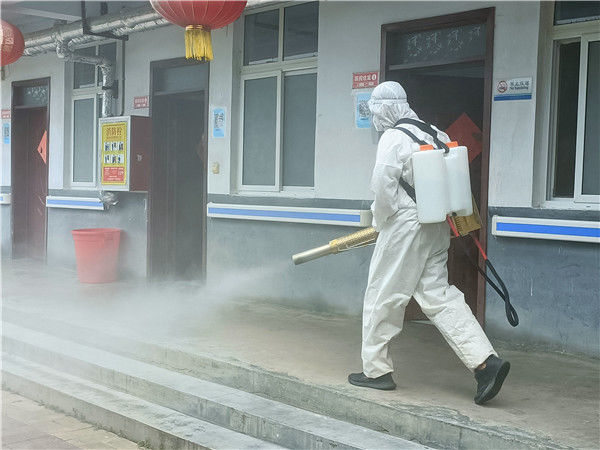 河南宝丰：上门服务暖心到位 足不出户检测核酸