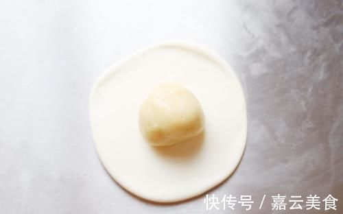 擀面杖|在家就能做出早餐小吃店排长队的酥饼了，咬一口直掉渣