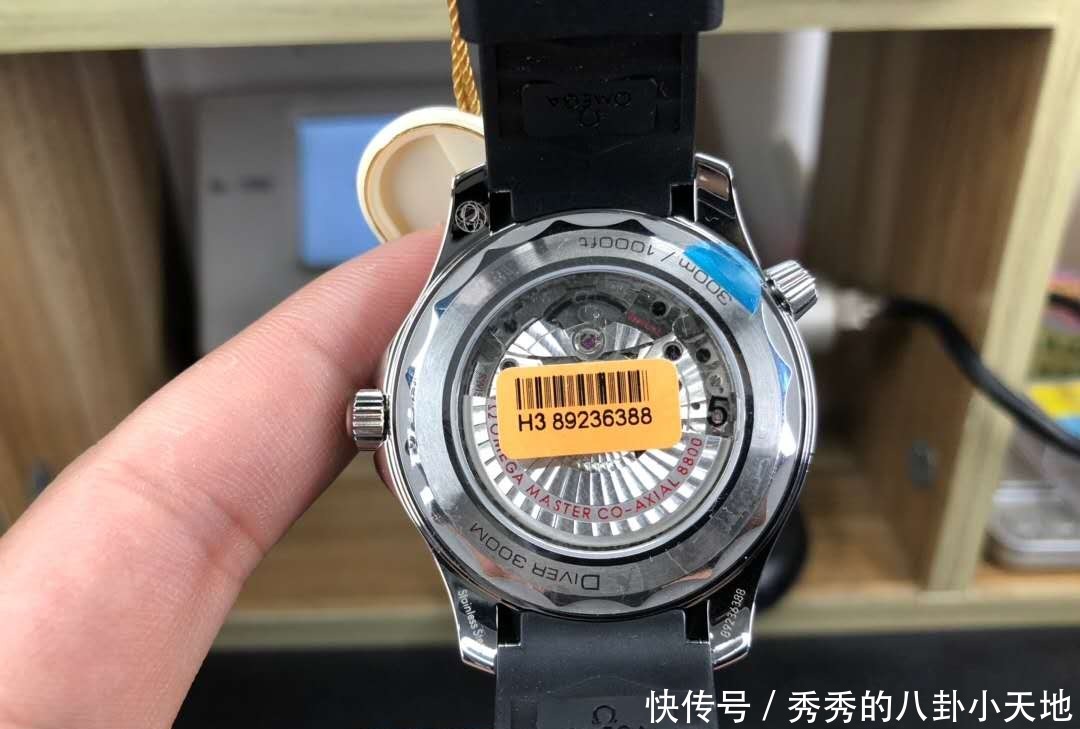 海马3|给你五万,欧米茄海马300和万国海洋时计潜水表,你会选谁