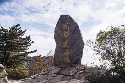 大别山区唯一的5A级景区，横跨两省，风光不逊九华、天柱