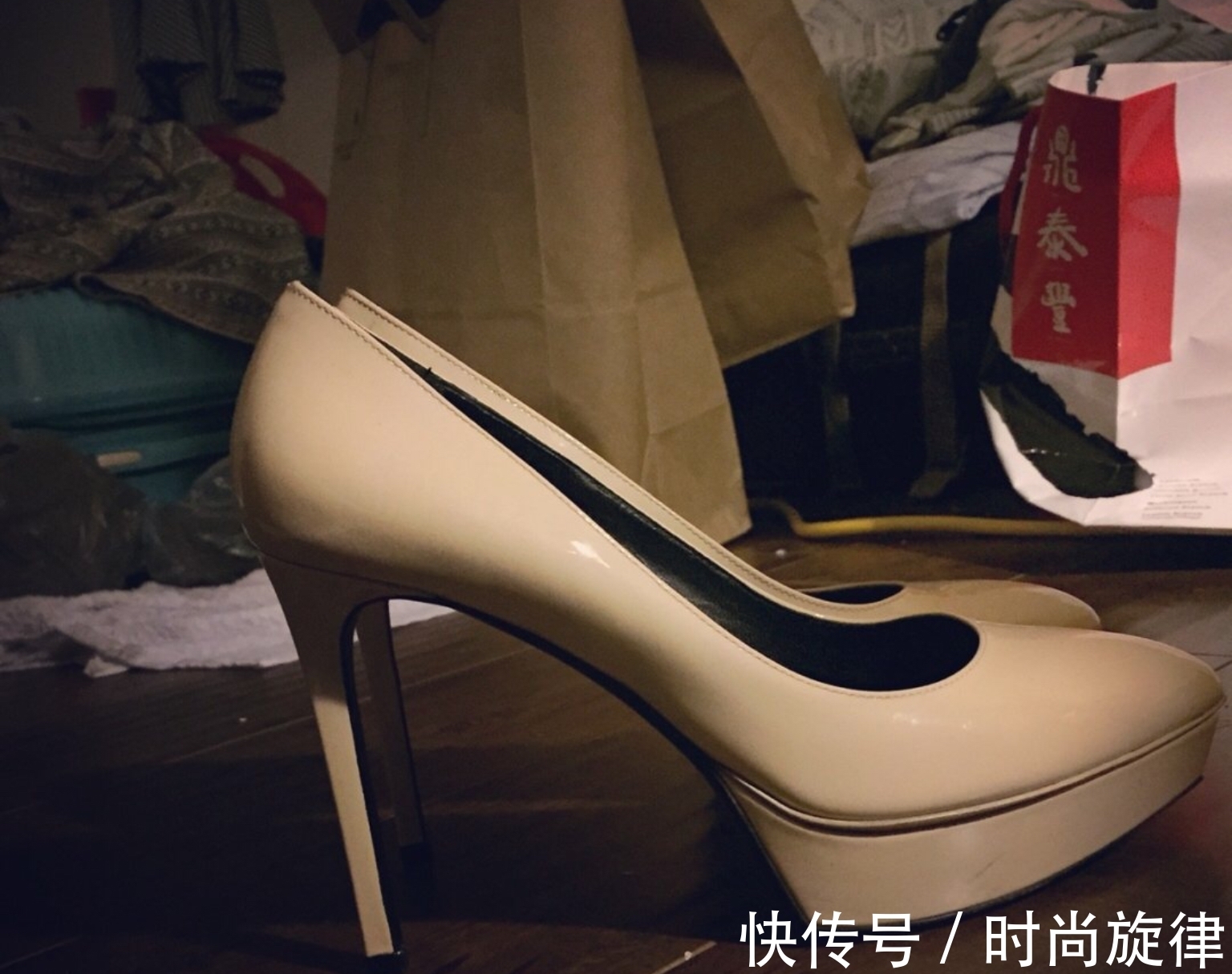 廉价感 很有“廉价感”的几双鞋,30岁的女人很少穿,影响气质还不好搭配