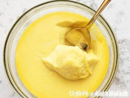 蒸蛋时,加水直接蒸是大错!大厨教你4技巧,蛋羹细嫩鲜香超好吃