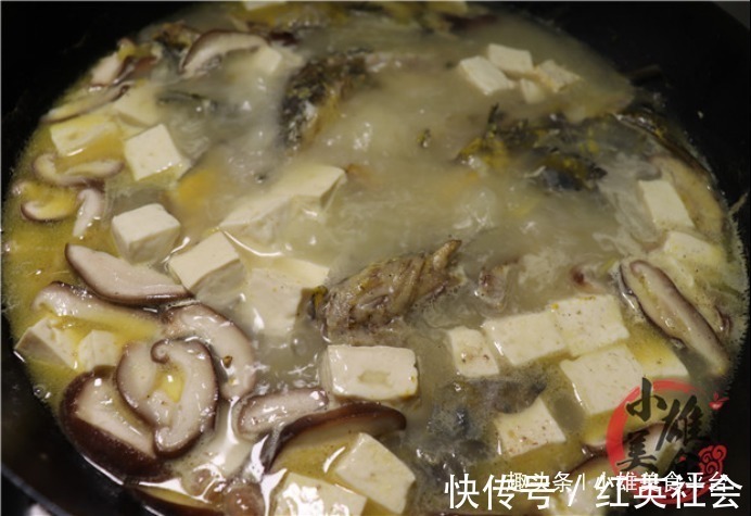 不管炖什么鱼，都不要放这“2种料味”，做不对鱼又腥又难喝