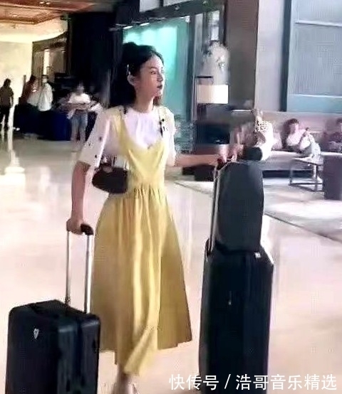 周也|中餐廳最新路透，姚安娜多看龔俊一眼都被罵，節(jié)目未播就遭受網(wǎng)暴