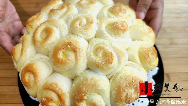 柔软|教你面包新做法,不用烤箱不用电饭煲,香甜柔软还拉丝,香极了