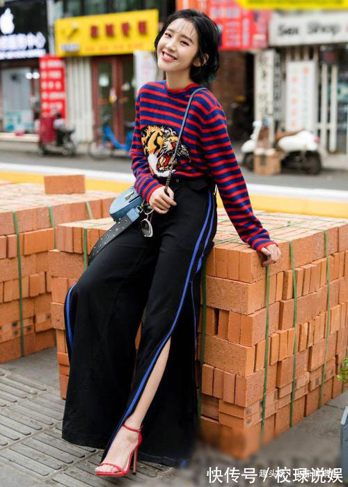 紧身裤 阔腿裤早过时了,今年流行“吃肉裤”,不仅时髦还显腿长,太美了
