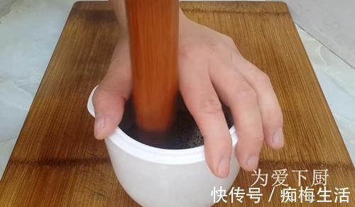 芝麻|麻团这做法才正确，掌握几个小技巧，个个空心不炸锅