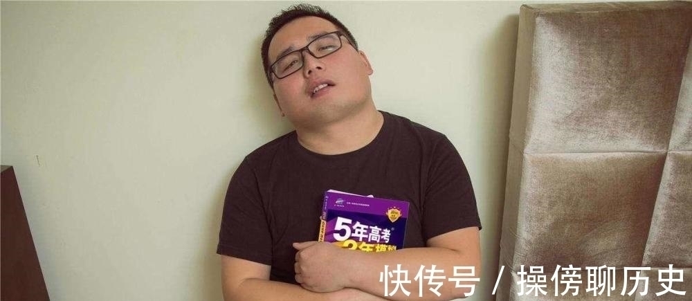 零食|男生过了18岁,身高却只有165?九成离不开这3个“坏习惯”