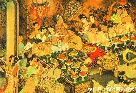 暗藏玄机|开国皇帝墓碑旁,有一口水井,里面暗藏玄机!