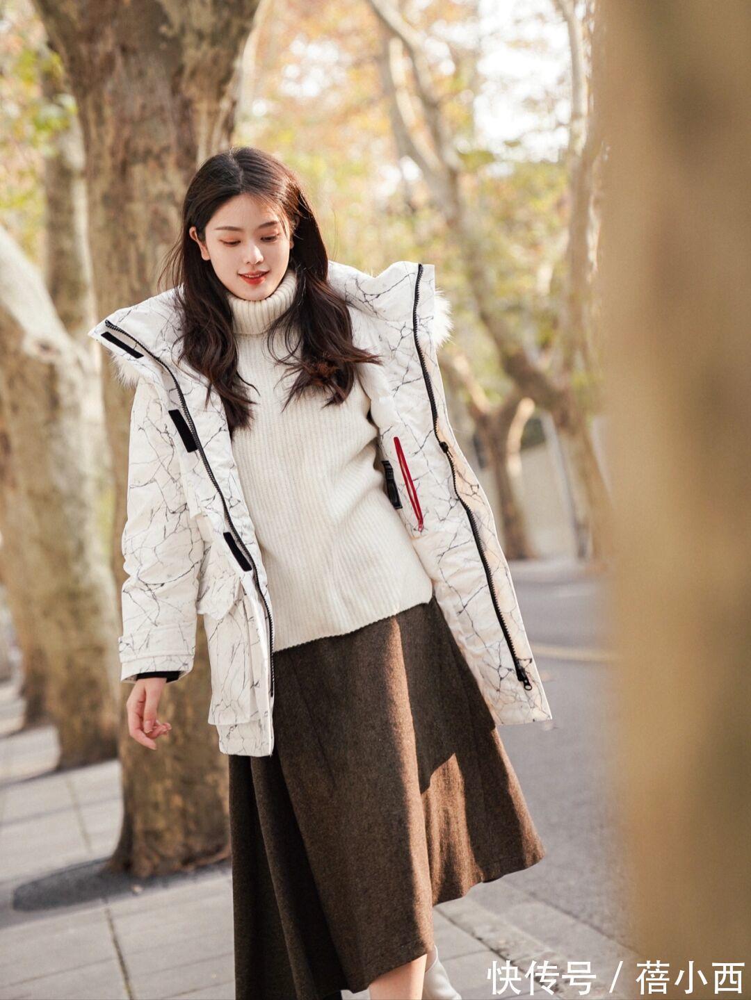 穿搭|时髦的女人,一定要有一件适合自己的“羽绒服”,已帮你选好款式
