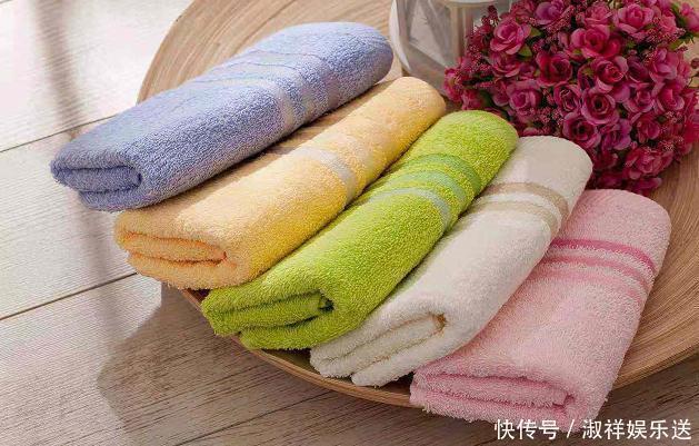 毛巾用久了又脏又臭，教你一招搞定，洗完晾干跟新买的一样