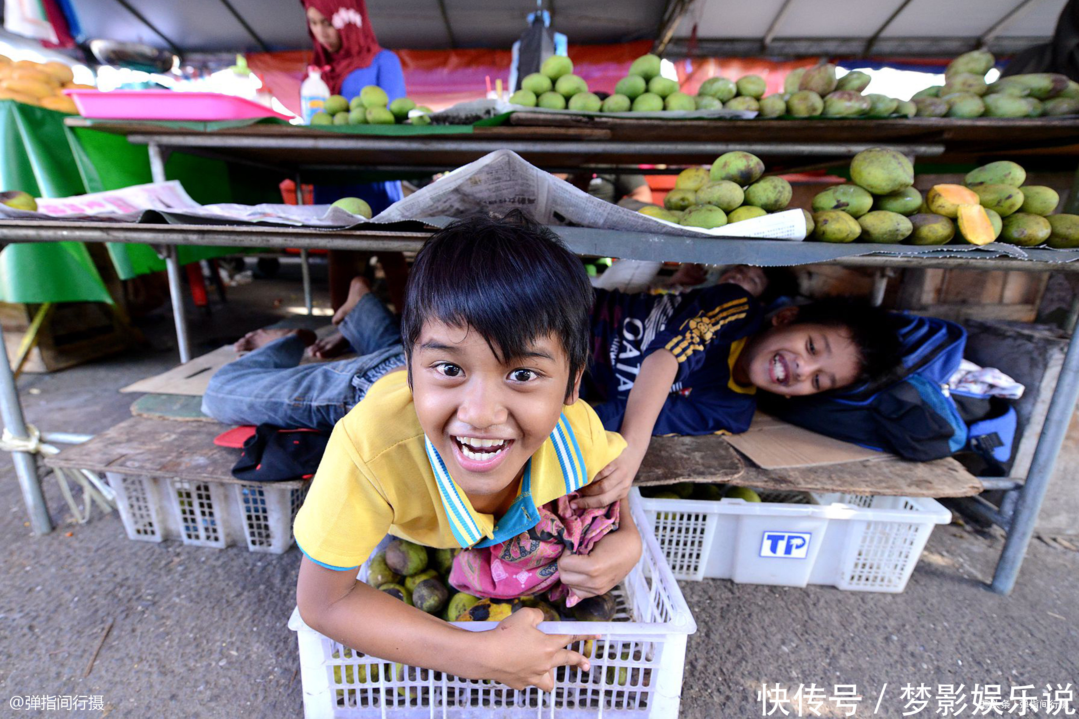  寻味|寻味马来西亚沙巴，偶入当地海鲜市场，物美价廉的海鲜吃到撑