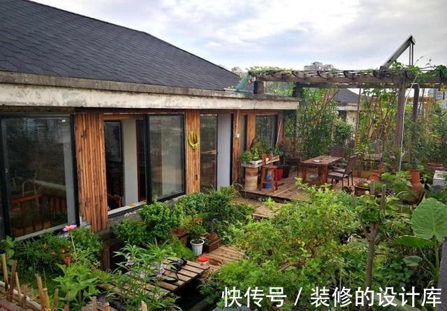 鱼池|为了露台他买下顶楼,一番大改后过上了田园生活,让人羡慕!