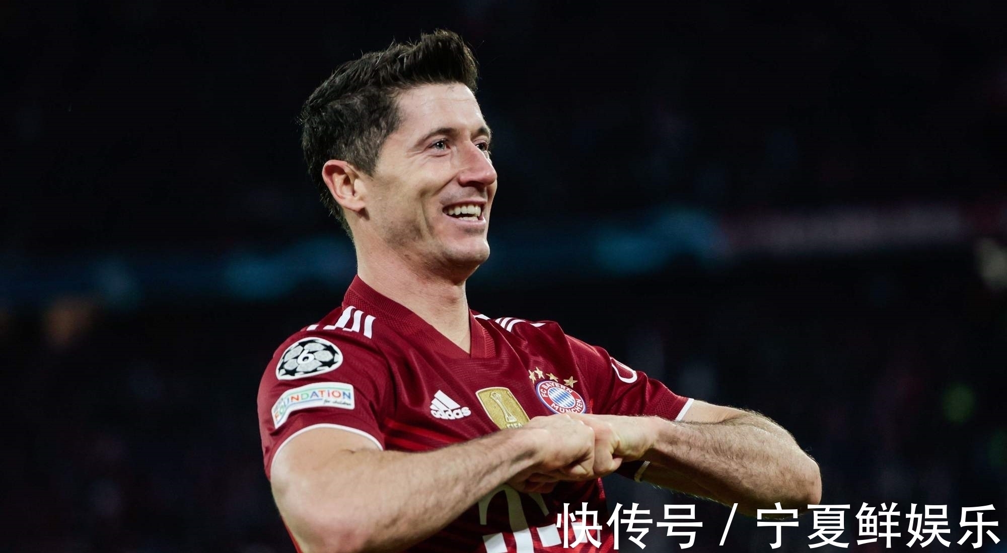 梅西|莱万与梅西矛盾公开化,暗讽梅西是不真诚的人,本尊亲自公开回应